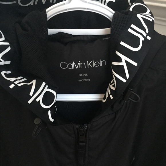 Calvin Klein spring jacket 🔥🔥 - Picture 3 of 8